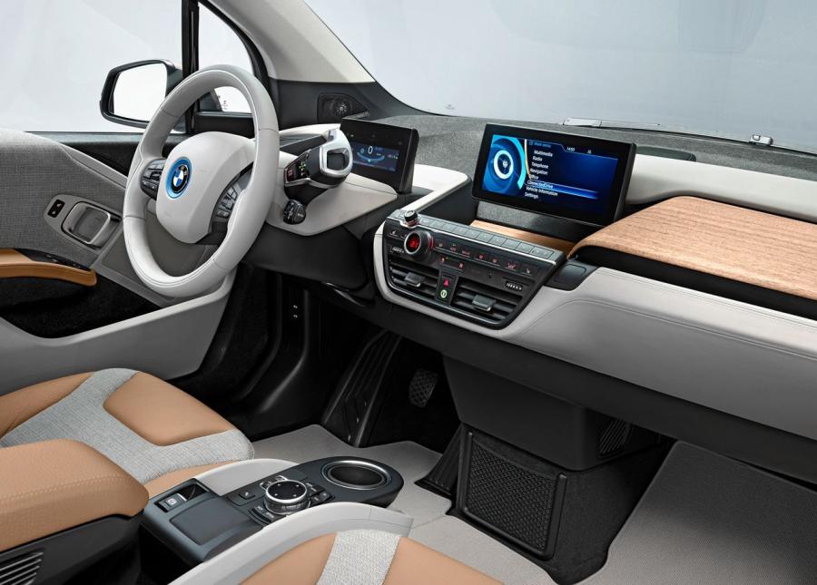  BMW i3 2014 года  (фото 146 из 240)